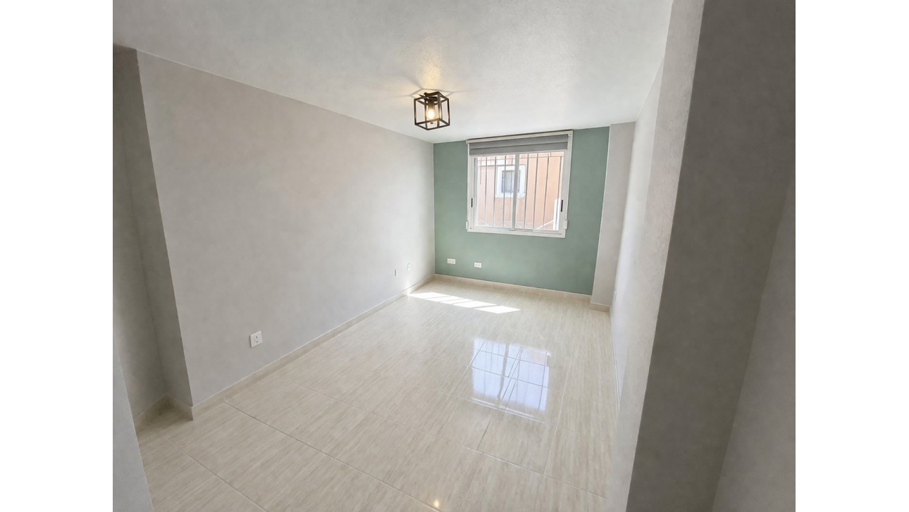 Resale - Villa - Orihuela Costa - Villamartin area