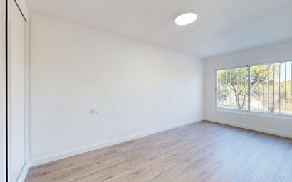 Resale - Apartment - Orihuela Costa - Villamartín