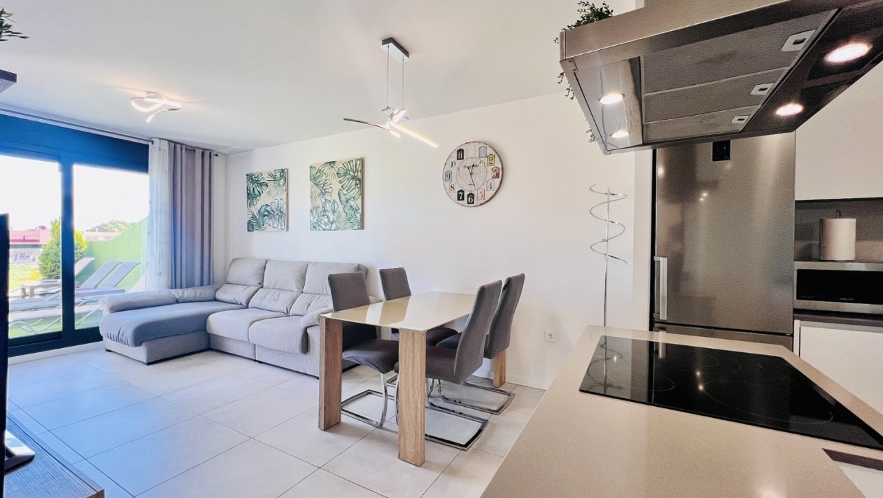 Herverkoop - Apartment - Mil Palmeras