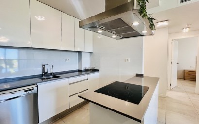 Herverkoop - Apartment - Mil Palmeras