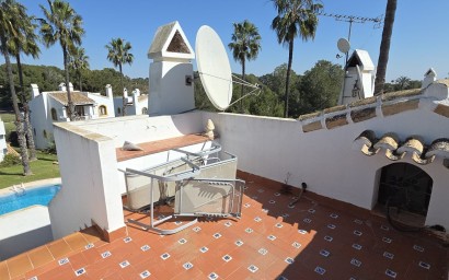 Resale - Villa - Villamartin