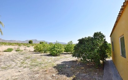 Resale - Villa - Albatera