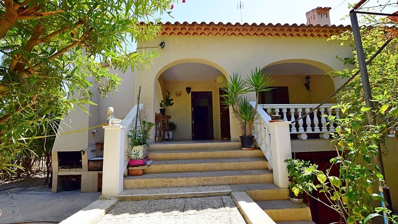 Resale - Villa - Orihuela Costa - Villamartín