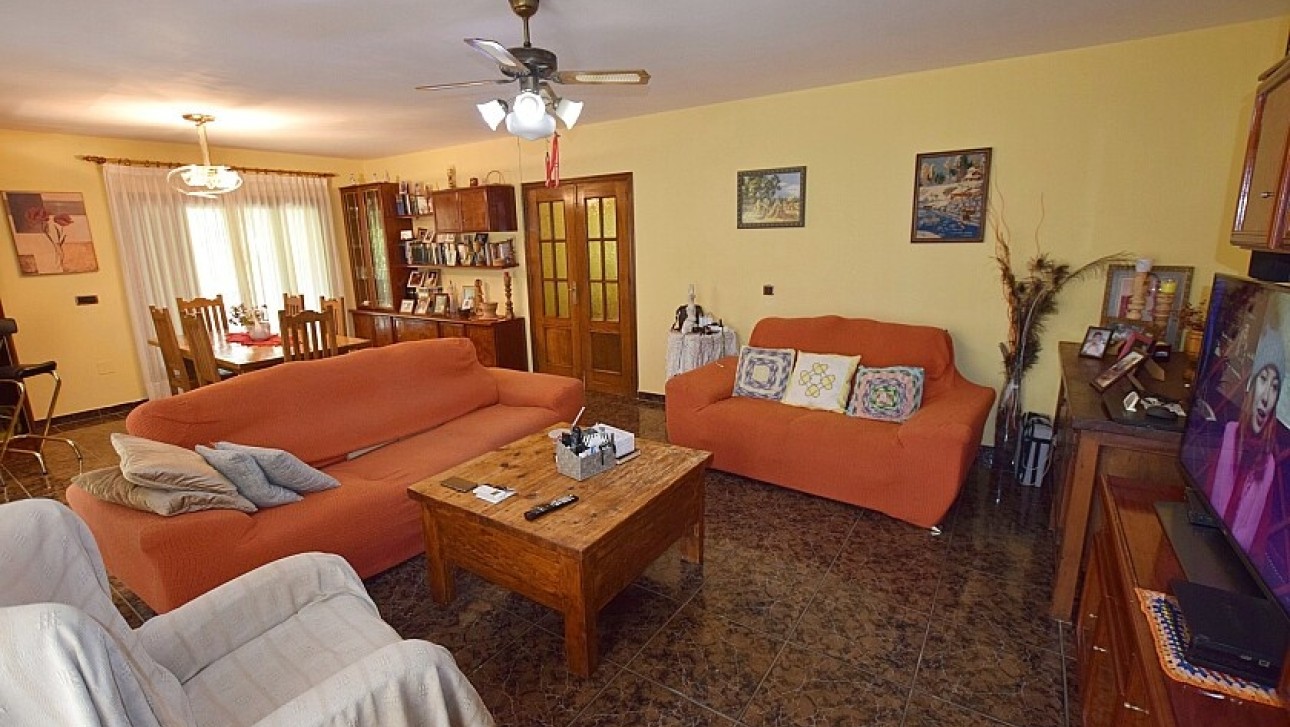Resale - Villa - Orihuela Costa - Villamartín