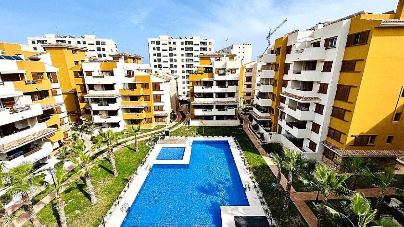 Resale - Penthouse - Punta Prima