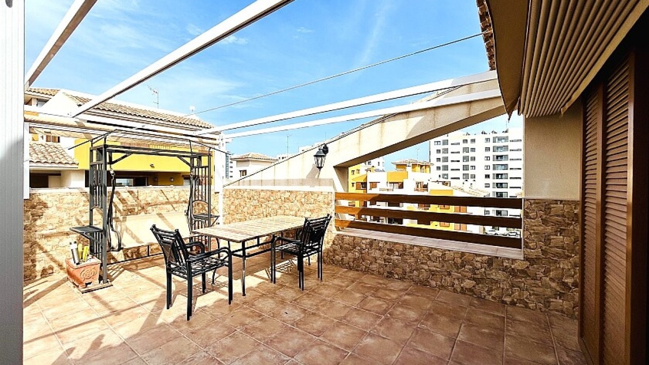 Resale - Penthouse - Punta Prima
