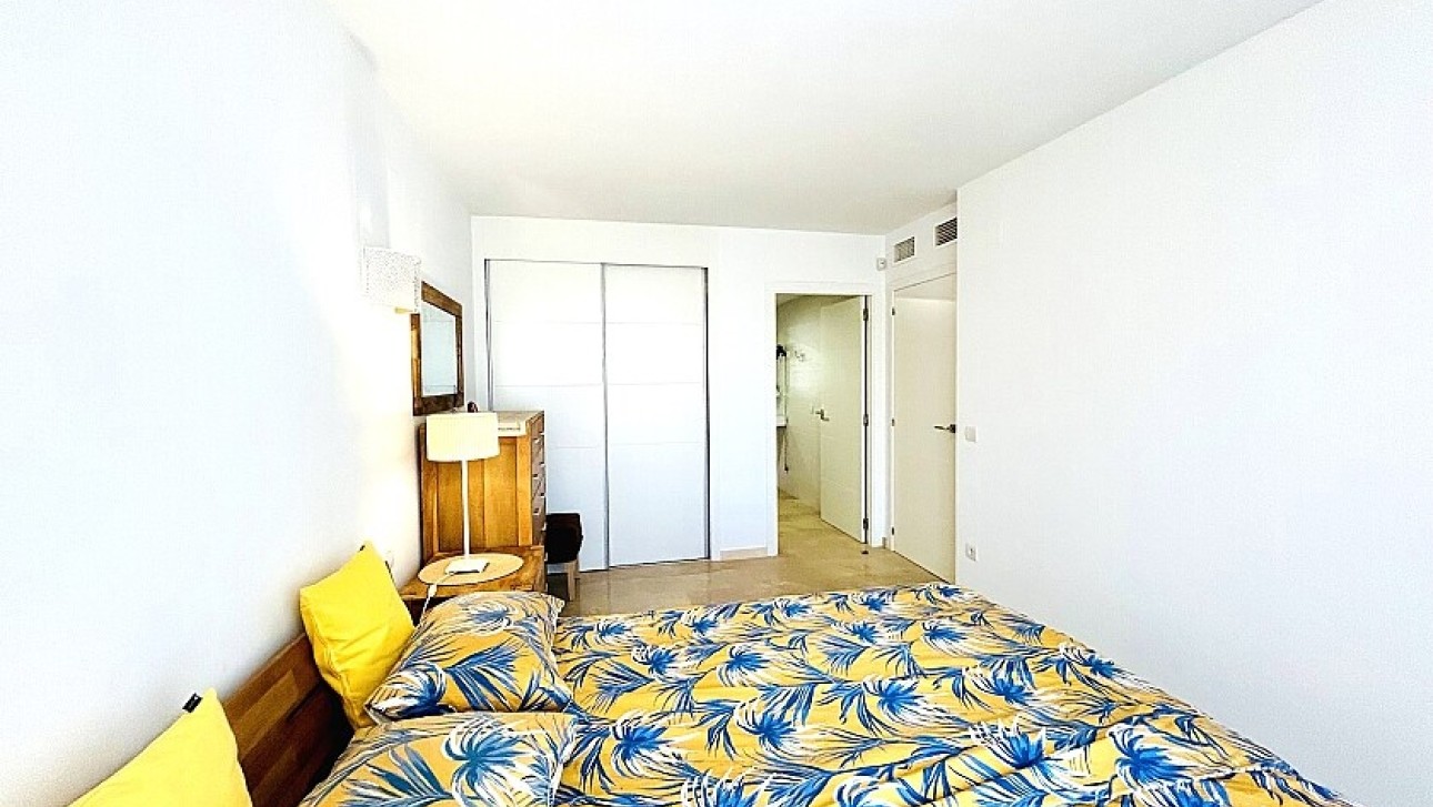 Resale - Penthouse - Punta Prima