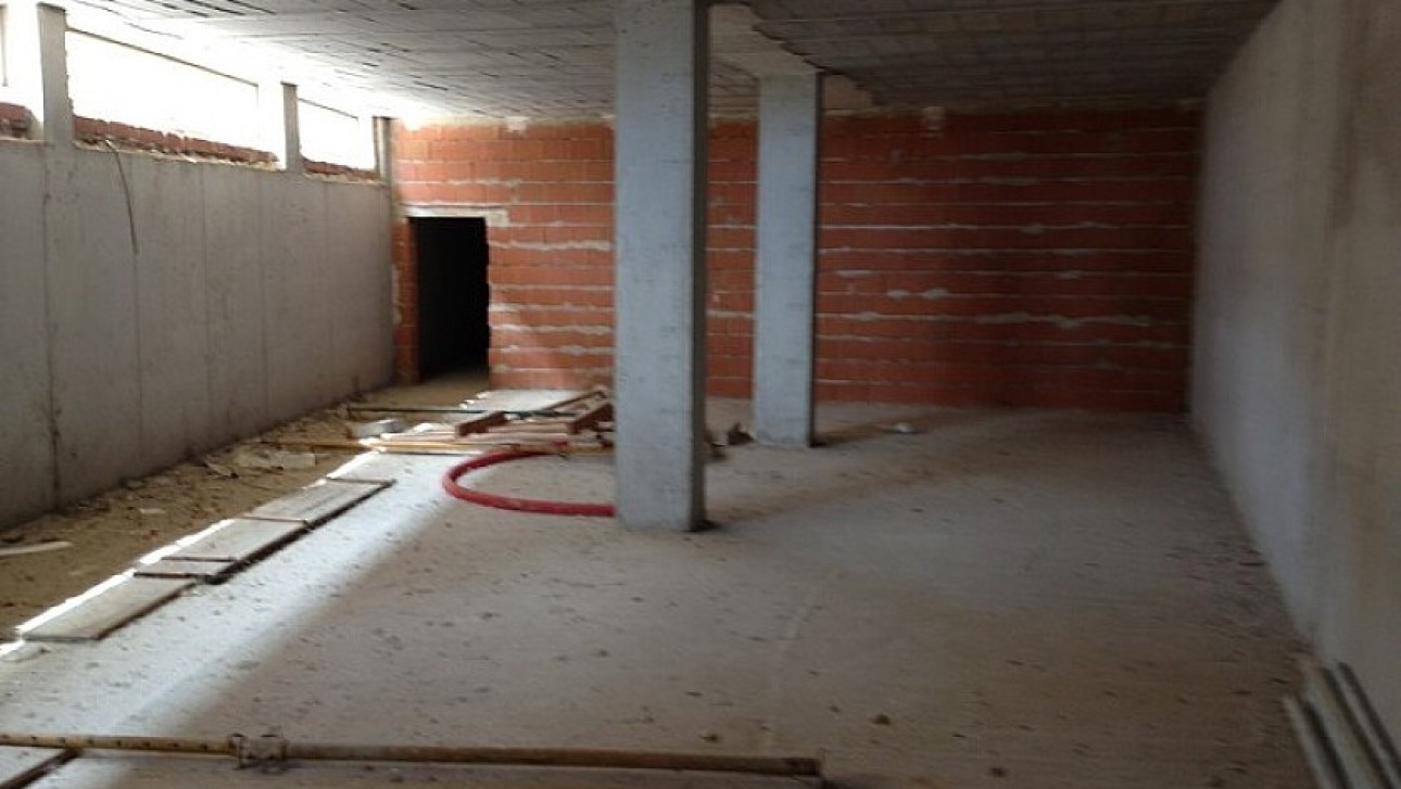 Resale - Commercial - Los Montesinos