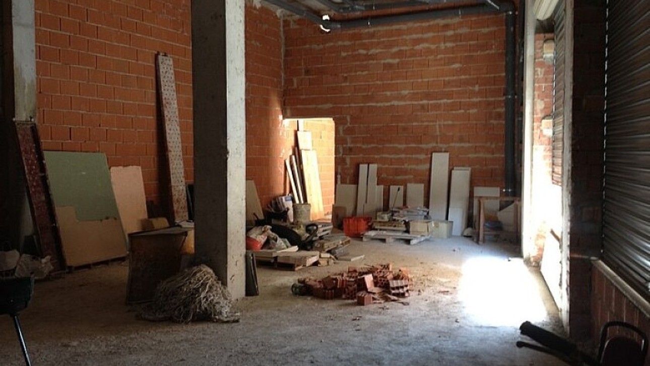 Resale - Commercial - Los Montesinos