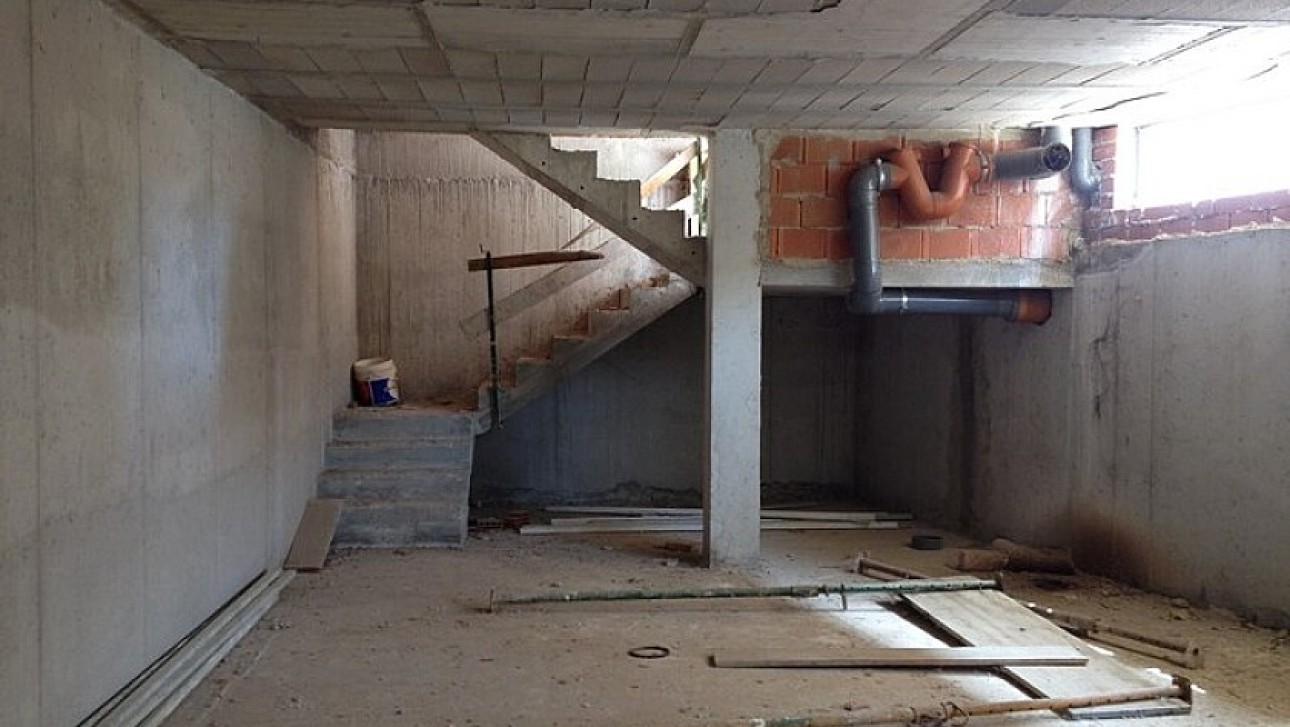 Resale - Commercial - Los Montesinos