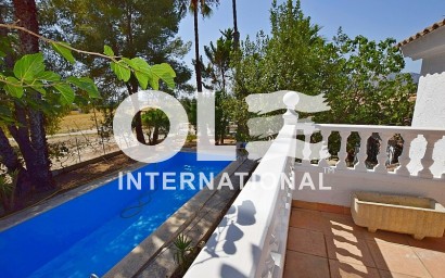 Перепродажа - Villa - Orihuela Costa - Orihuela