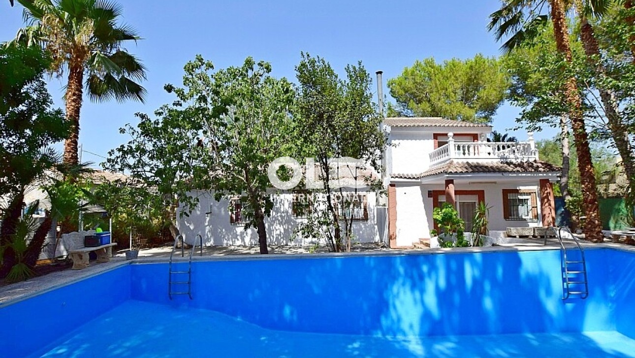 Перепродажа - Villa - Orihuela Costa - Orihuela