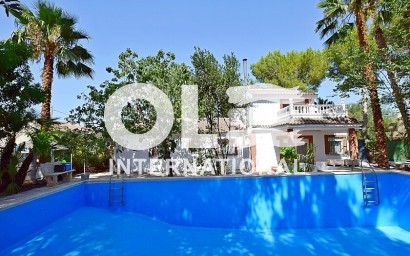 Перепродажа - Villa - Orihuela Costa - Orihuela