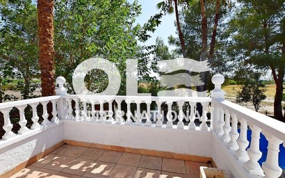 Перепродажа - Villa - Orihuela Costa - Orihuela
