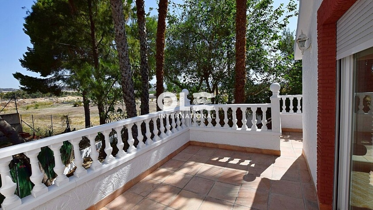 Перепродажа - Villa - Orihuela Costa - Orihuela