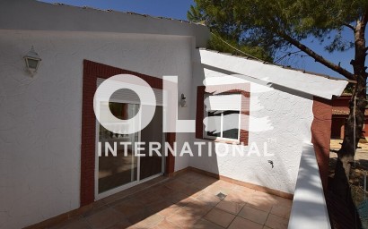 Перепродажа - Villa - Orihuela Costa - Orihuela