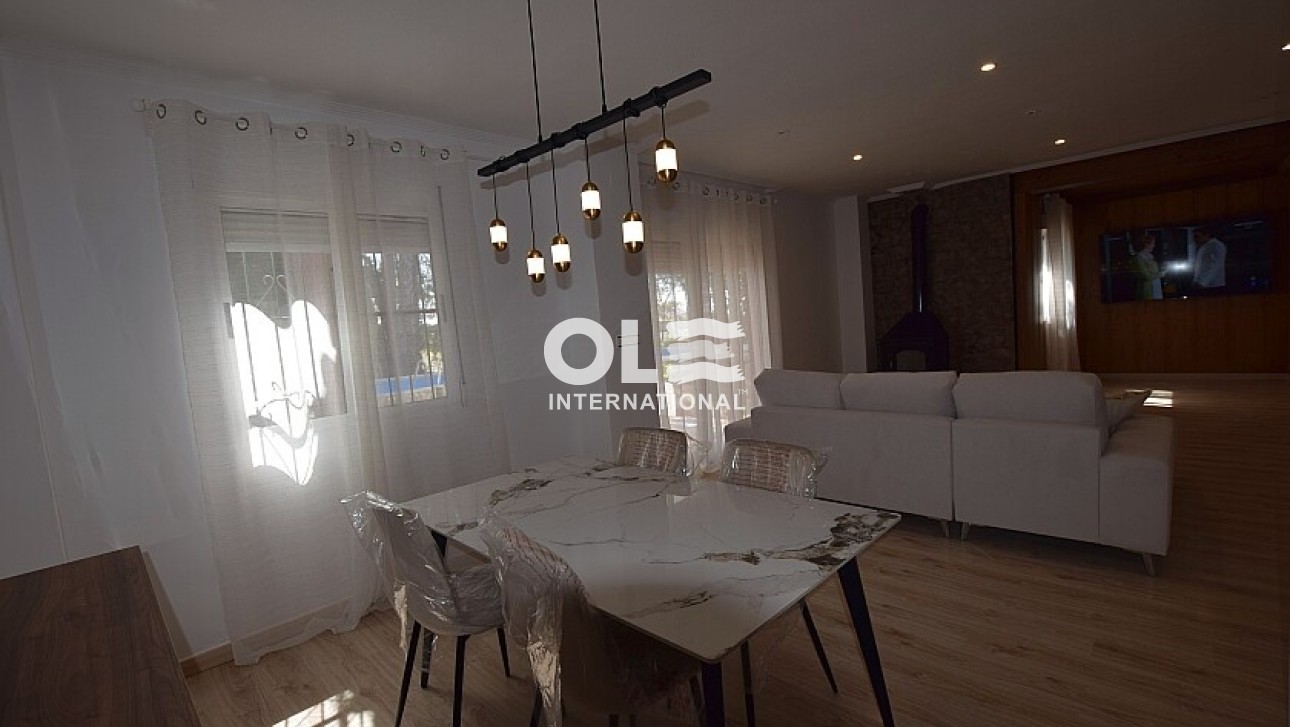 Перепродажа - Villa - Orihuela Costa - Orihuela