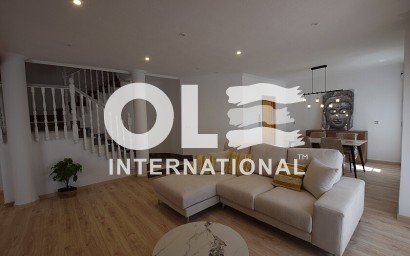 Перепродажа - Villa - Orihuela Costa - Orihuela