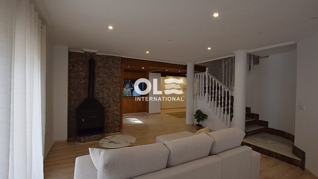 Перепродажа - Villa - Orihuela Costa - Orihuela