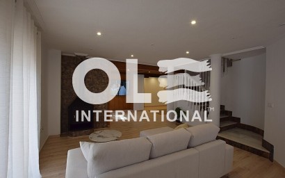 Перепродажа - Villa - Orihuela Costa - Orihuela