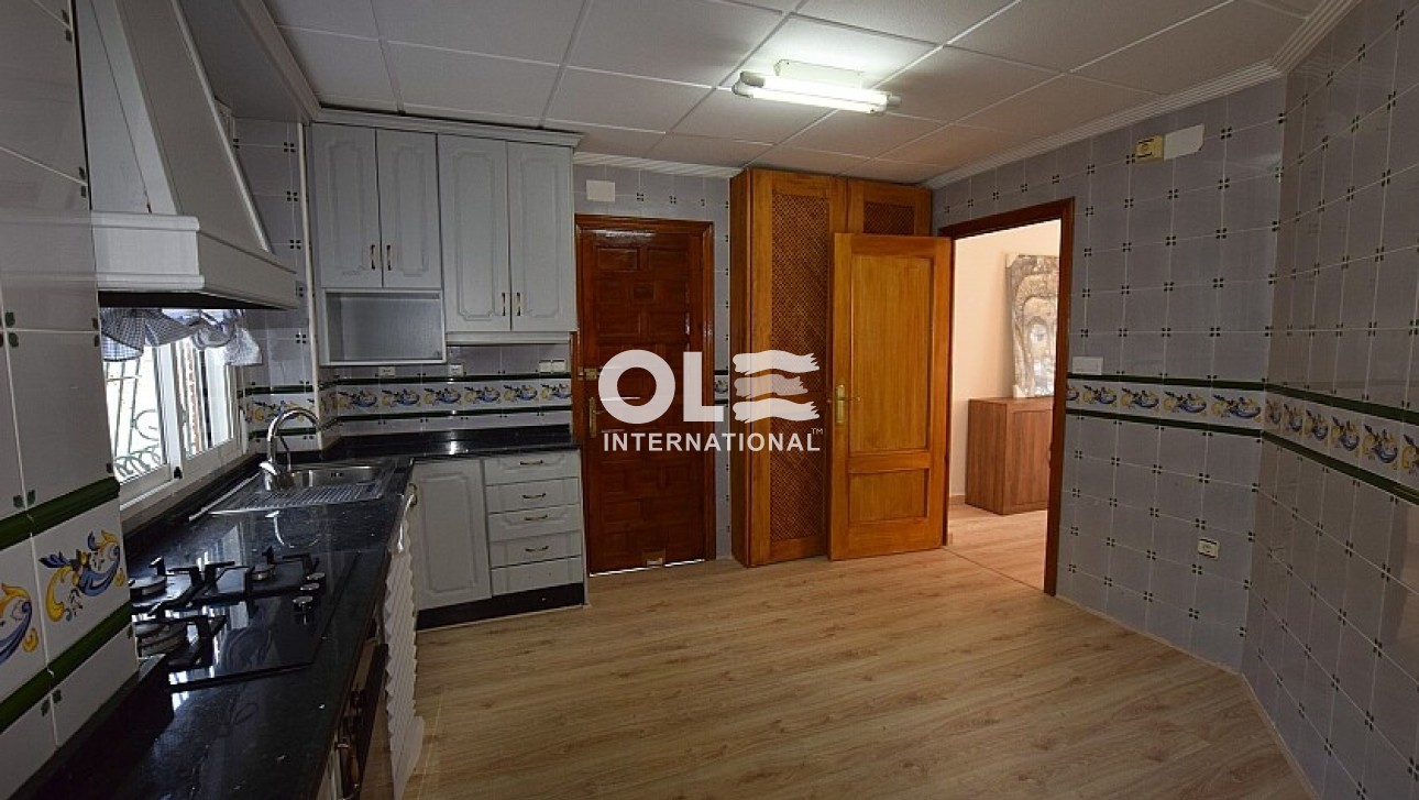 Перепродажа - Villa - Orihuela Costa - Orihuela