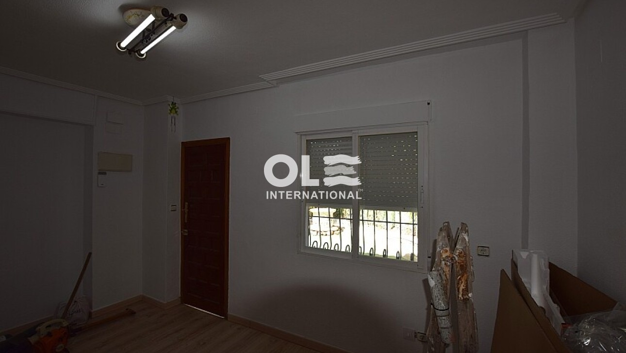 Перепродажа - Villa - Orihuela Costa - Orihuela