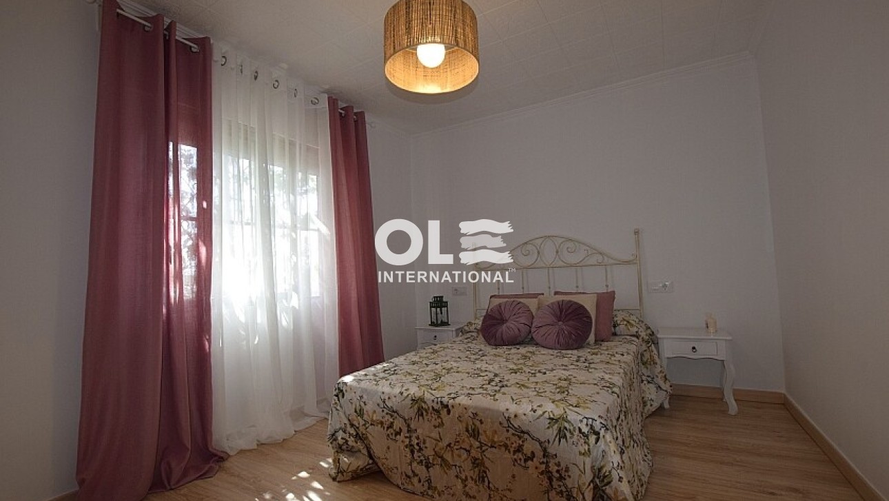 Перепродажа - Villa - Orihuela Costa - Orihuela
