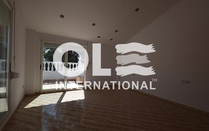 Перепродажа - Villa - Orihuela Costa - Orihuela
