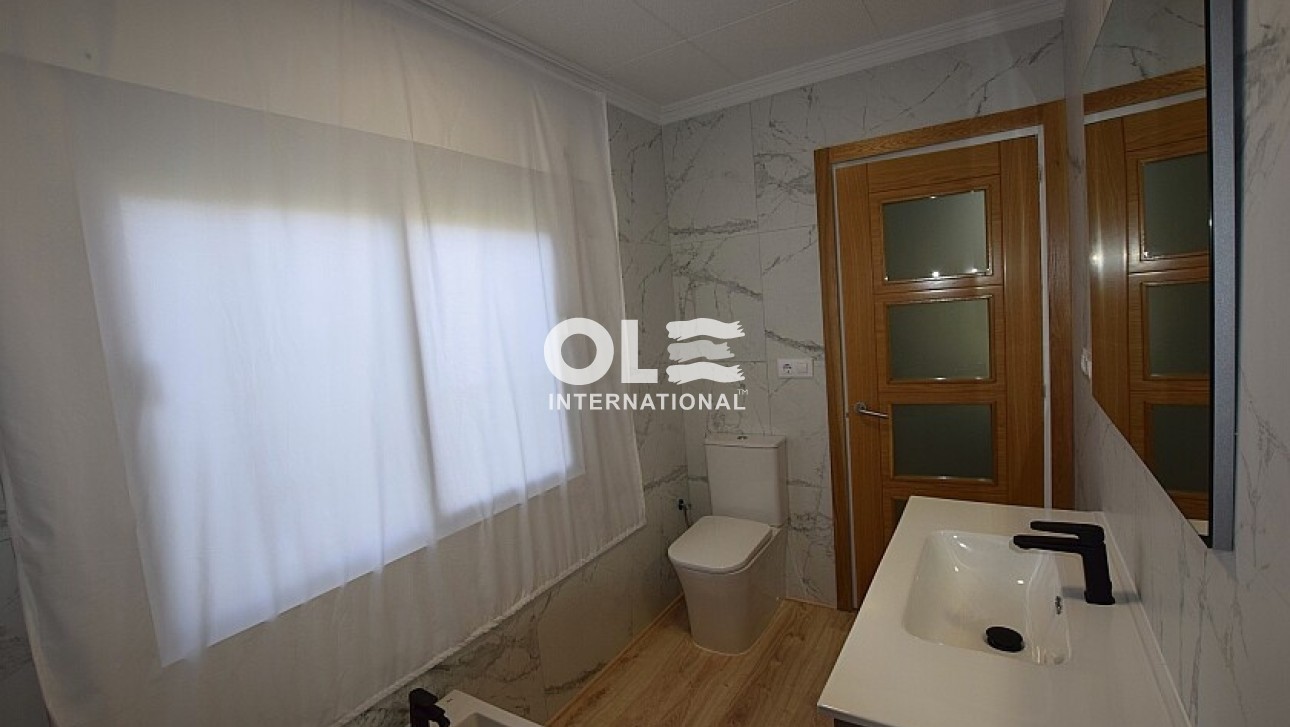 Перепродажа - Villa - Orihuela Costa - Orihuela
