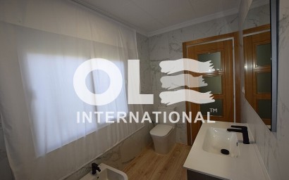 Перепродажа - Villa - Orihuela Costa - Orihuela
