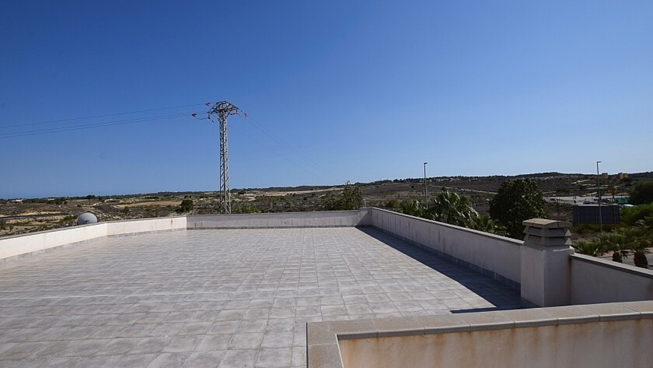 Resale - Semidetached villa - San Miguel de Salinas