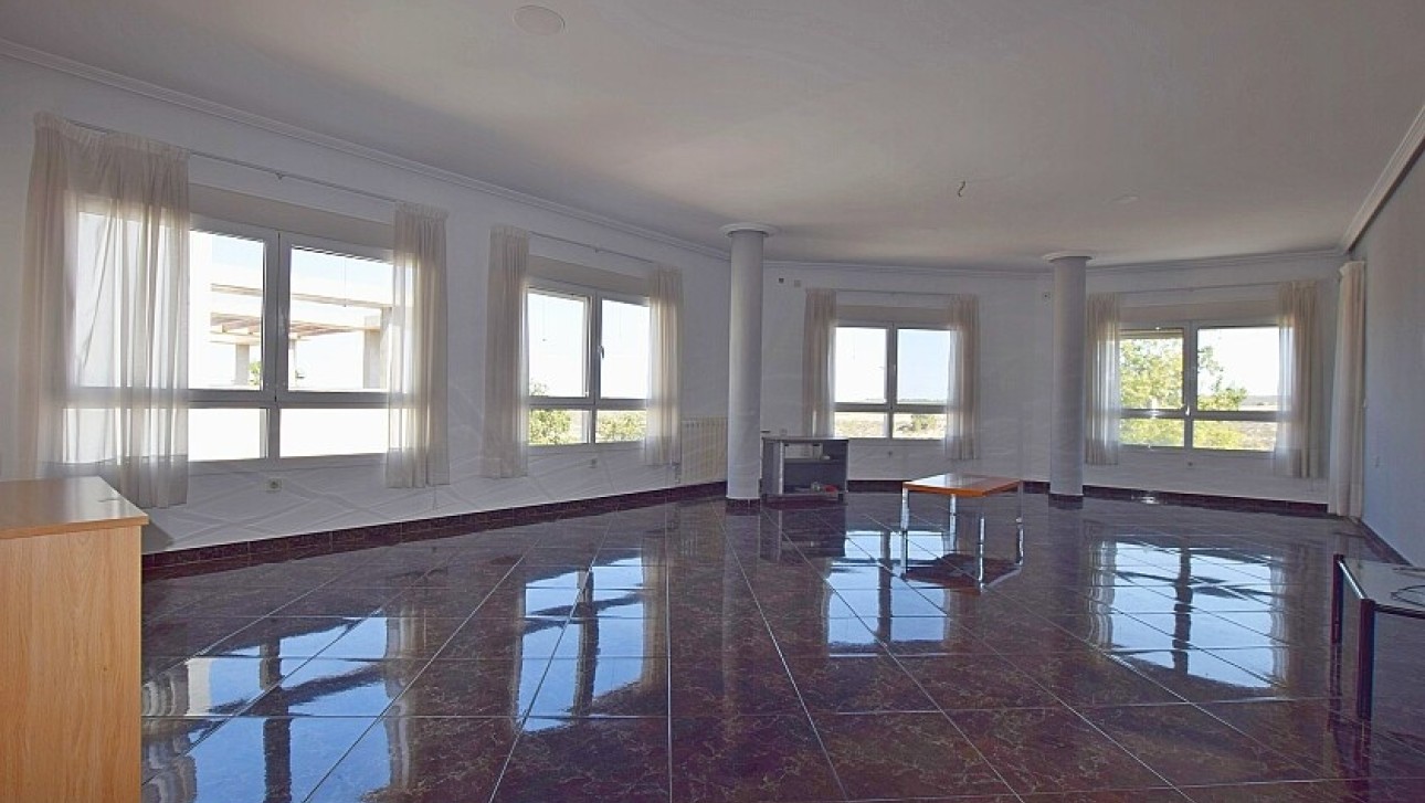 Resale - Semidetached villa - San Miguel de Salinas