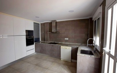 Resale - Semidetached villa - San Miguel de Salinas