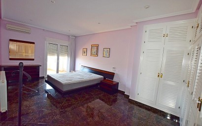 Resale - Semidetached villa - San Miguel de Salinas