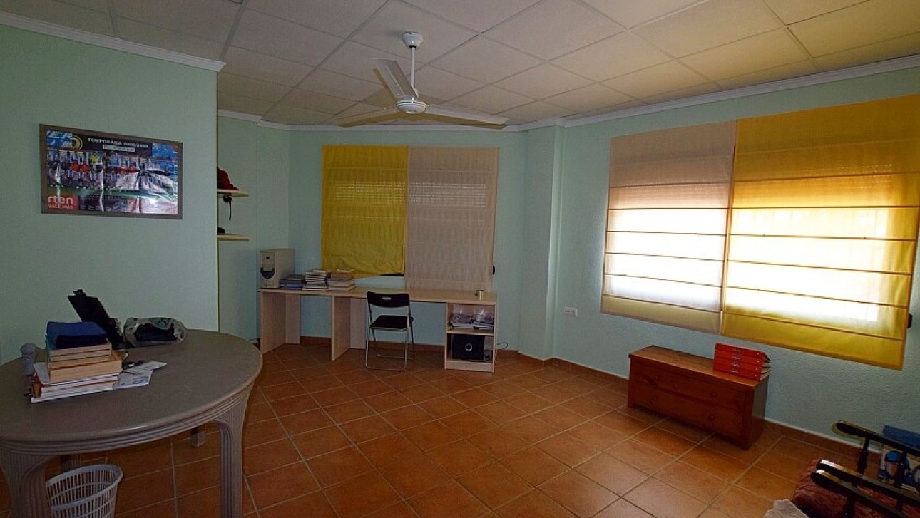 Resale - Semidetached villa - San Miguel de Salinas