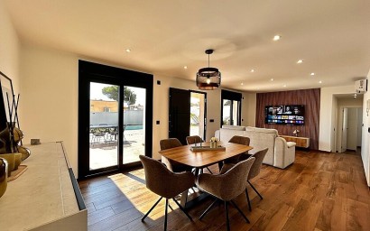 Resale - Luxury villa - Torrevieja - Los Balcones