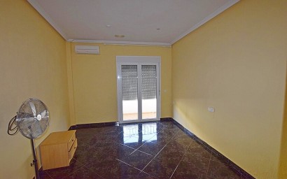 Resale - Semidetached villa - San Miguel de Salinas