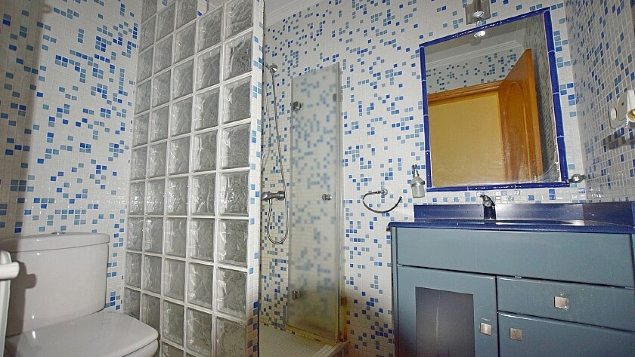 Resale - Semidetached villa - San Miguel de Salinas