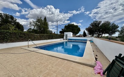 Revente - Villa - Crevillente
