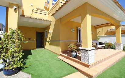Resale - Villa - Orihuela Costa - La Zenia