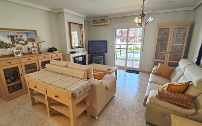 Resale - Villa - Orihuela Costa - La Zenia