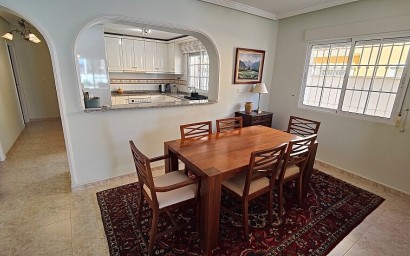 Resale - Villa - Orihuela Costa - La Zenia
