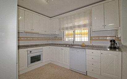 Resale - Villa - Orihuela Costa - La Zenia