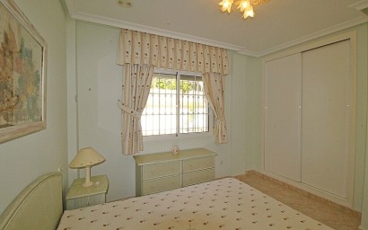 Resale - Villa - Orihuela Costa - La Zenia