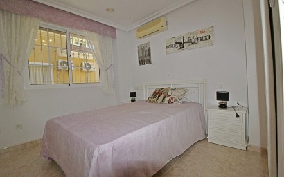 Resale - Villa - Orihuela Costa - La Zenia