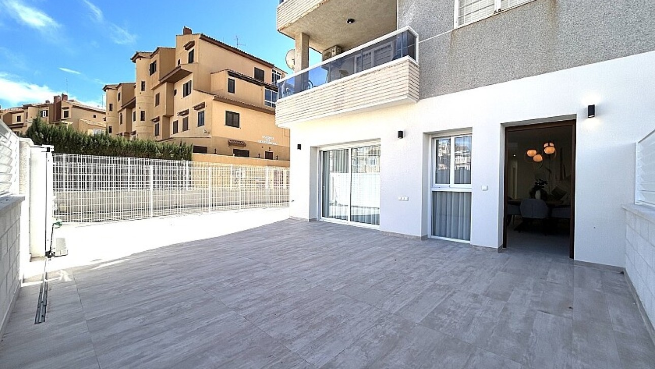 Resale - Apartment - La Mata - Torreblanca