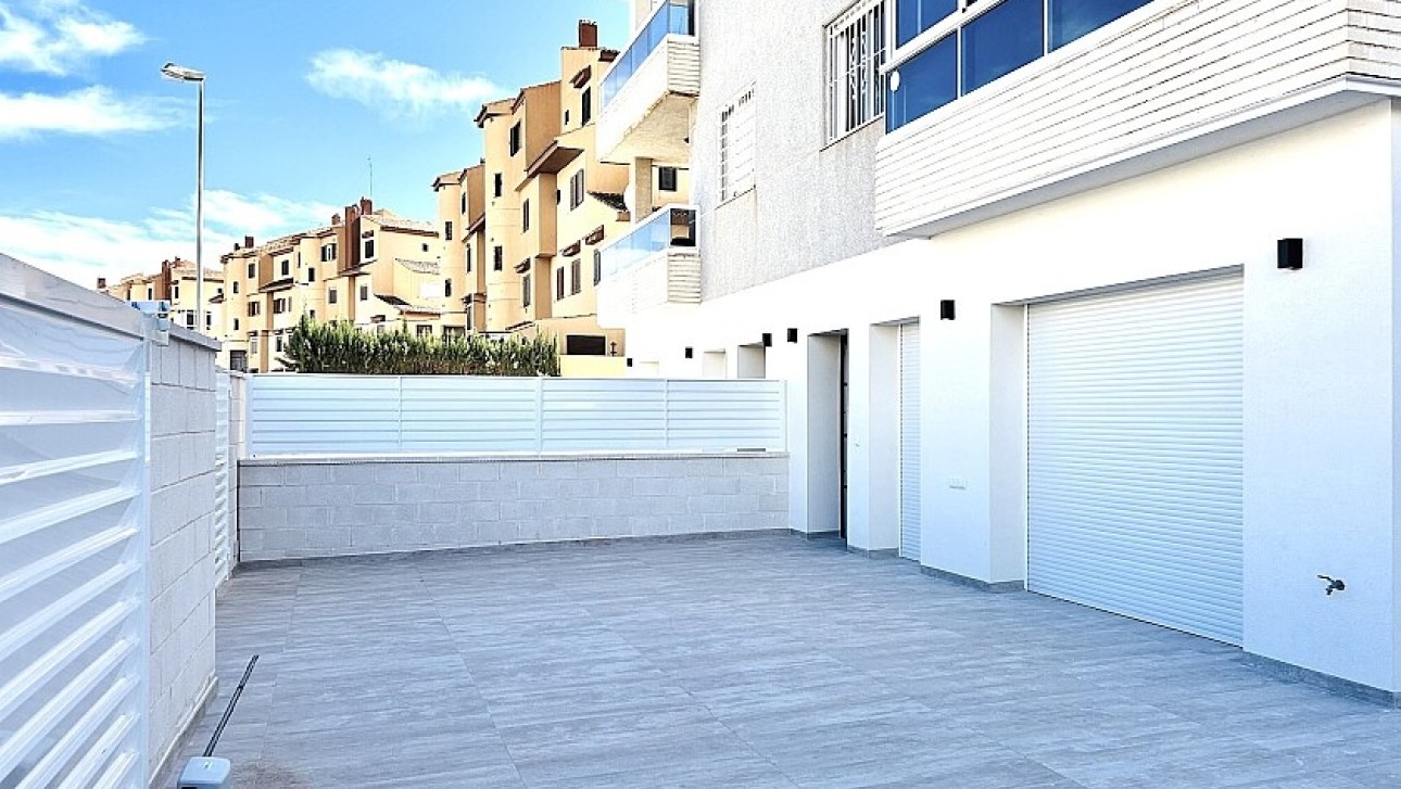 Resale - Ground floor apartment - Torrevieja - Torrelamata