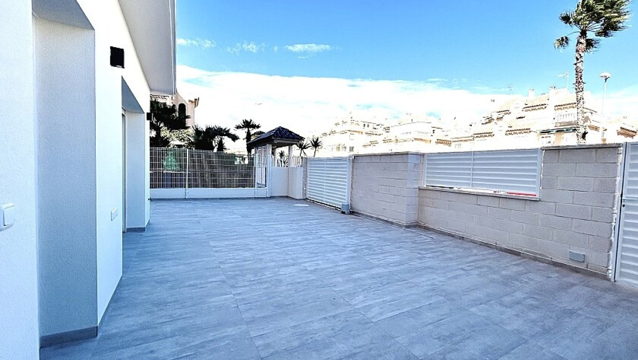 Resale - Ground floor apartment - Torrevieja - Torrelamata