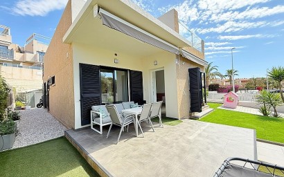 Resale - Luxury villa - Orihuela Costa - La Zenia
