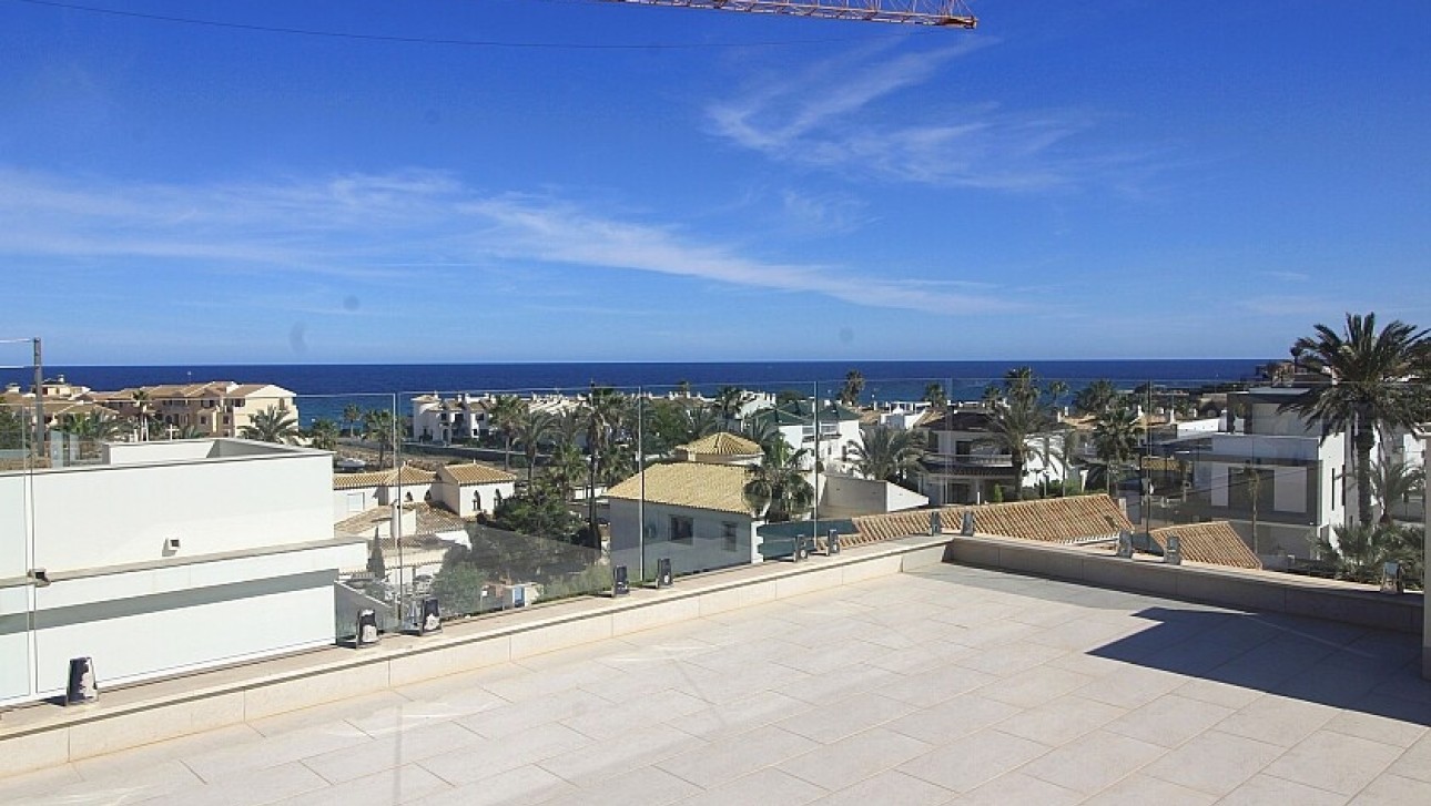 Resale - Villa - Orihuela Costa - La Zenia